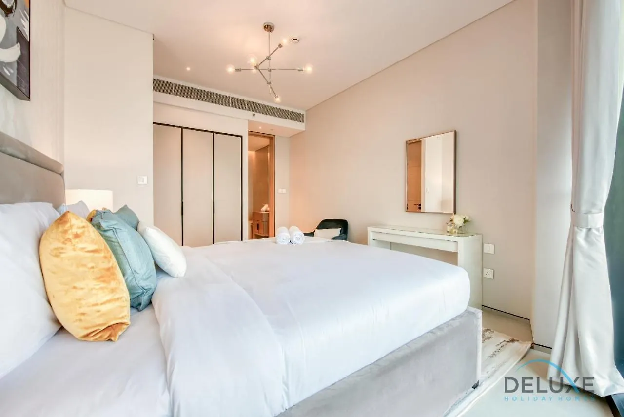 Apartment Remarkable 1BR at The Address Residences in JBR by Deluxe Holiday Homes Dubai